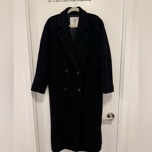 Aritzia Babaton Black Coat Size 2 (M)